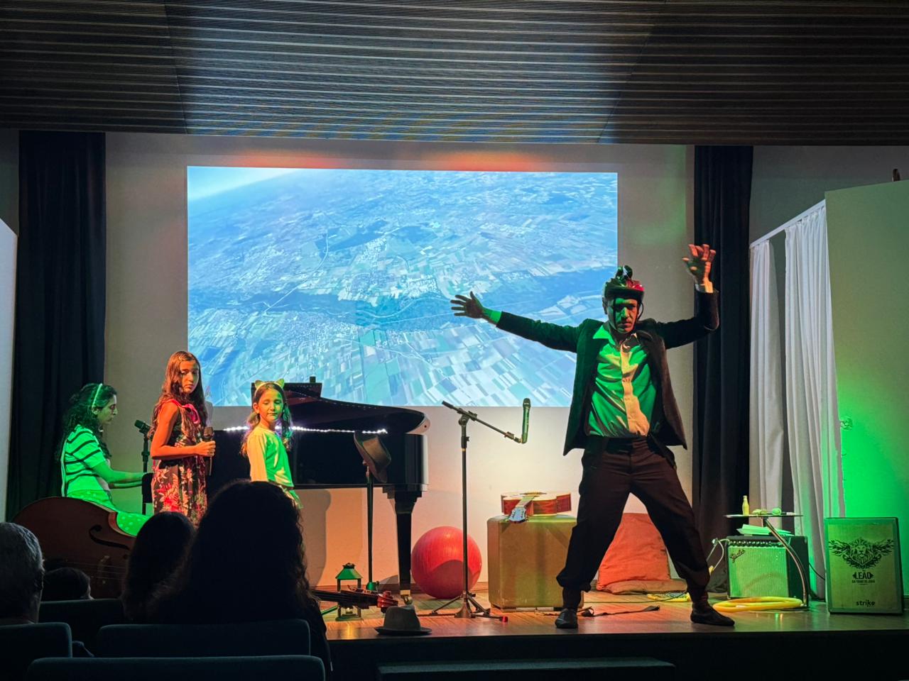 Espetáculo Máquina do Tempo